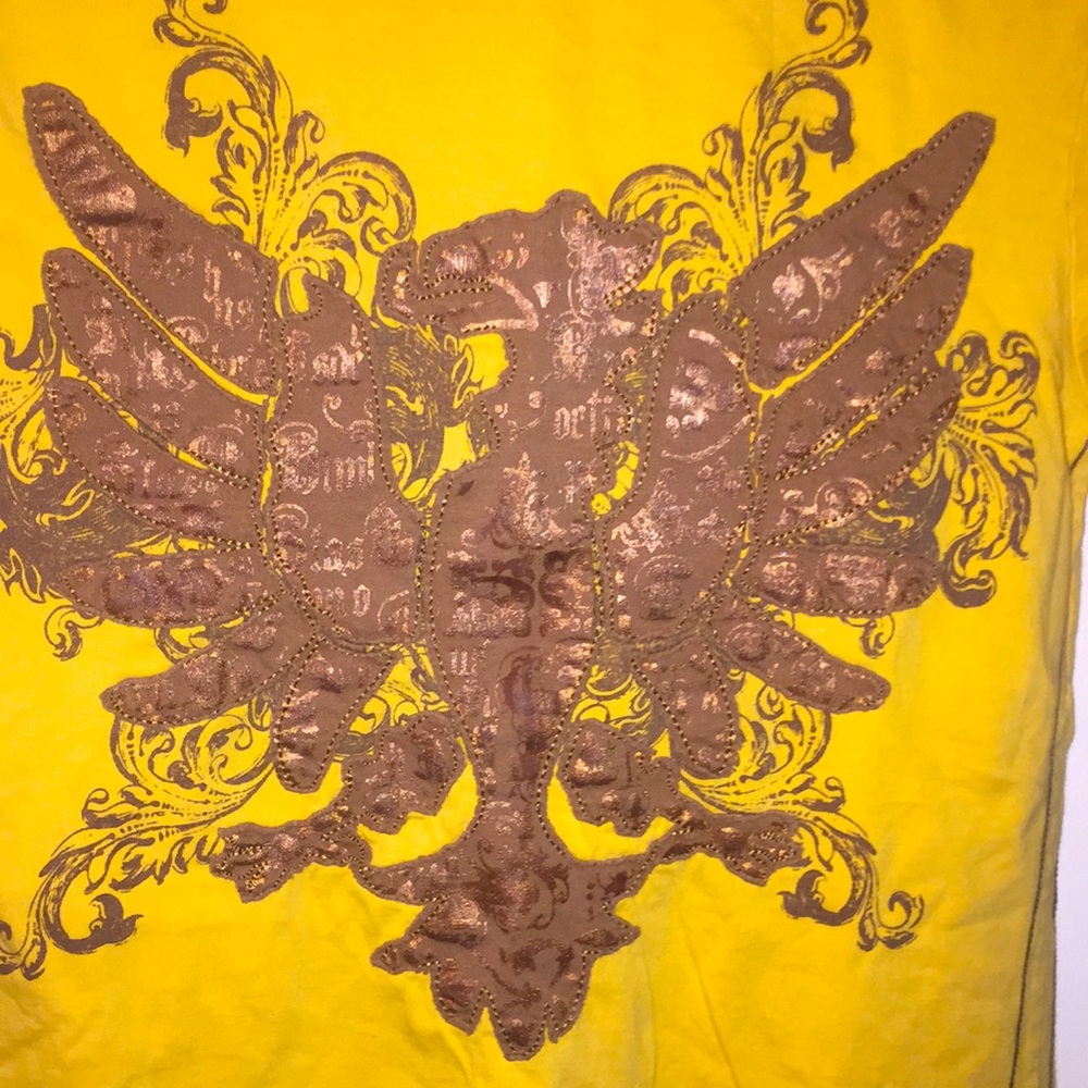 Carter’s Tee - Picture 2 of 4